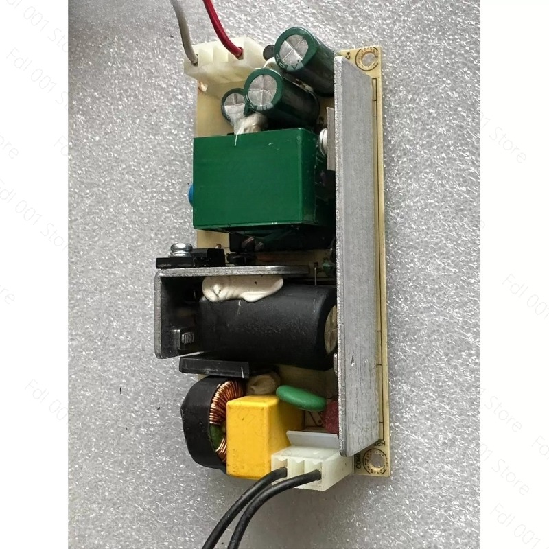 Disassemble used VCT60US12 12V - Ac Power Supply 评论和价格
